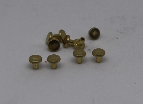 Стандарт болта ISO9001 заклепки частей точности CNC токарного станка подвергая механической обработке латунный